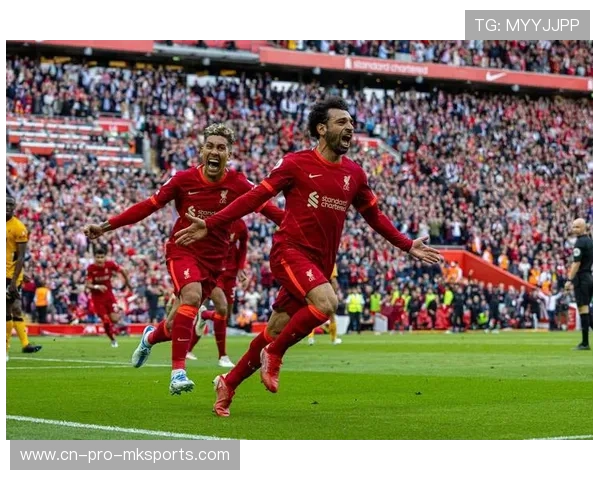 利物浦边路插上多次形成冲击并得分：从场上战术到日常训练的启示