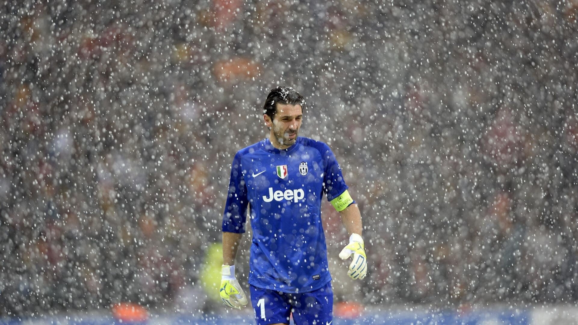 “胡利安·门德斯的无畏精神和出色球技,帮助阿根廷美洲狮队崛起”